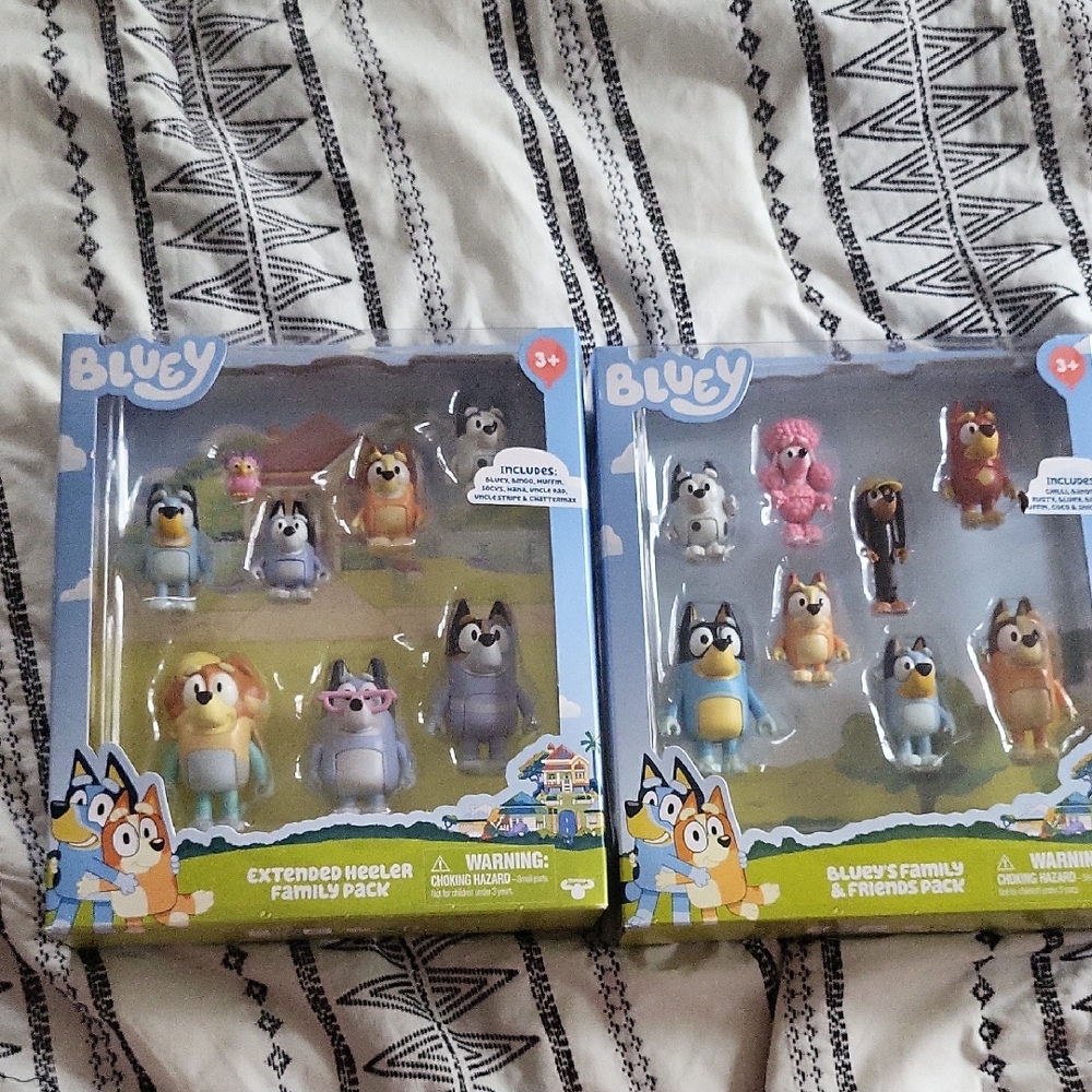 Bluey Figures Extended Heeler Family Pack and Friends Pack